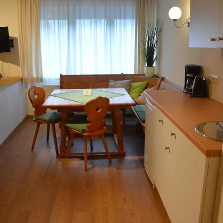 Vendégház Haus Frey *